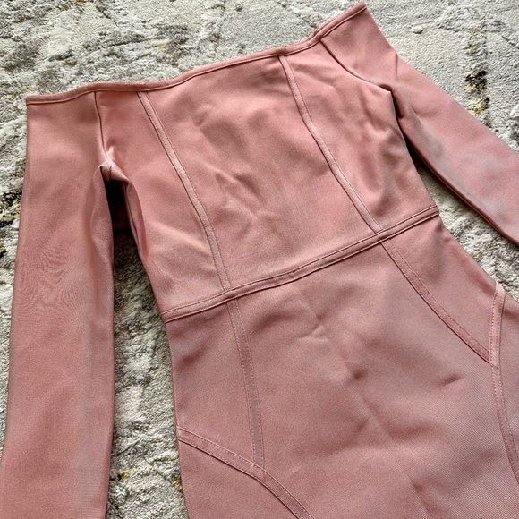 Misguided Pink Bodycon Dress - Picture 2 of 3